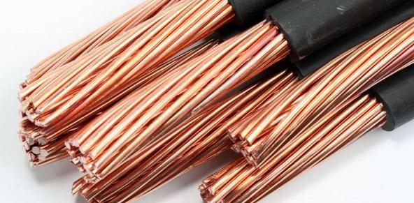 美股强劲回升30%！华尔街空头调整策略，“顽固多头”逆袭