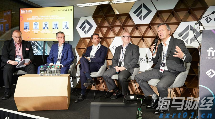 港股开盘 | 港股三大指数小幅高开 机构：港股整体升势健康